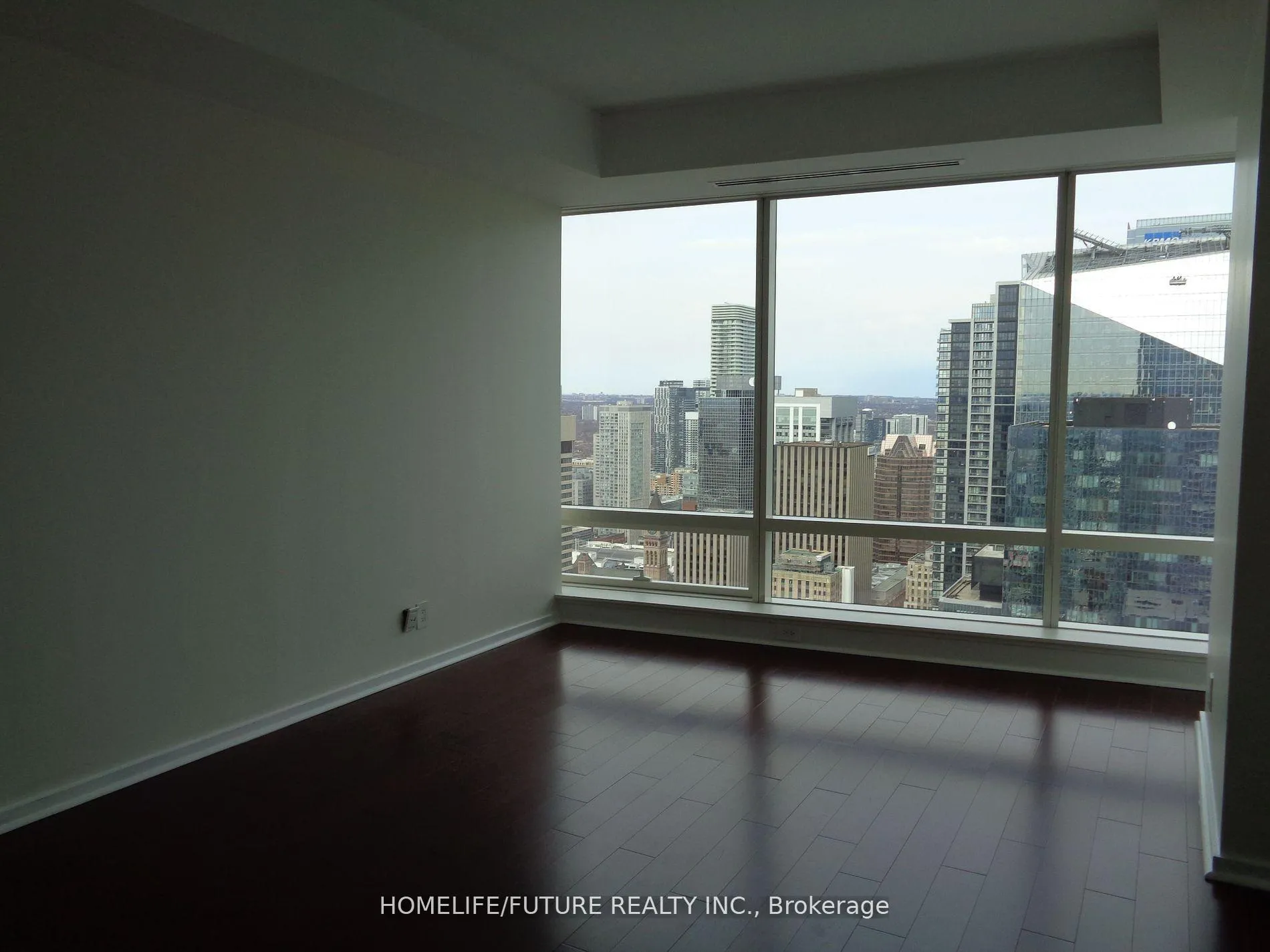 Photo 15 of Unit 4807, 180 University Avenue, Toronto, Bay Street Corridor — HOMEH