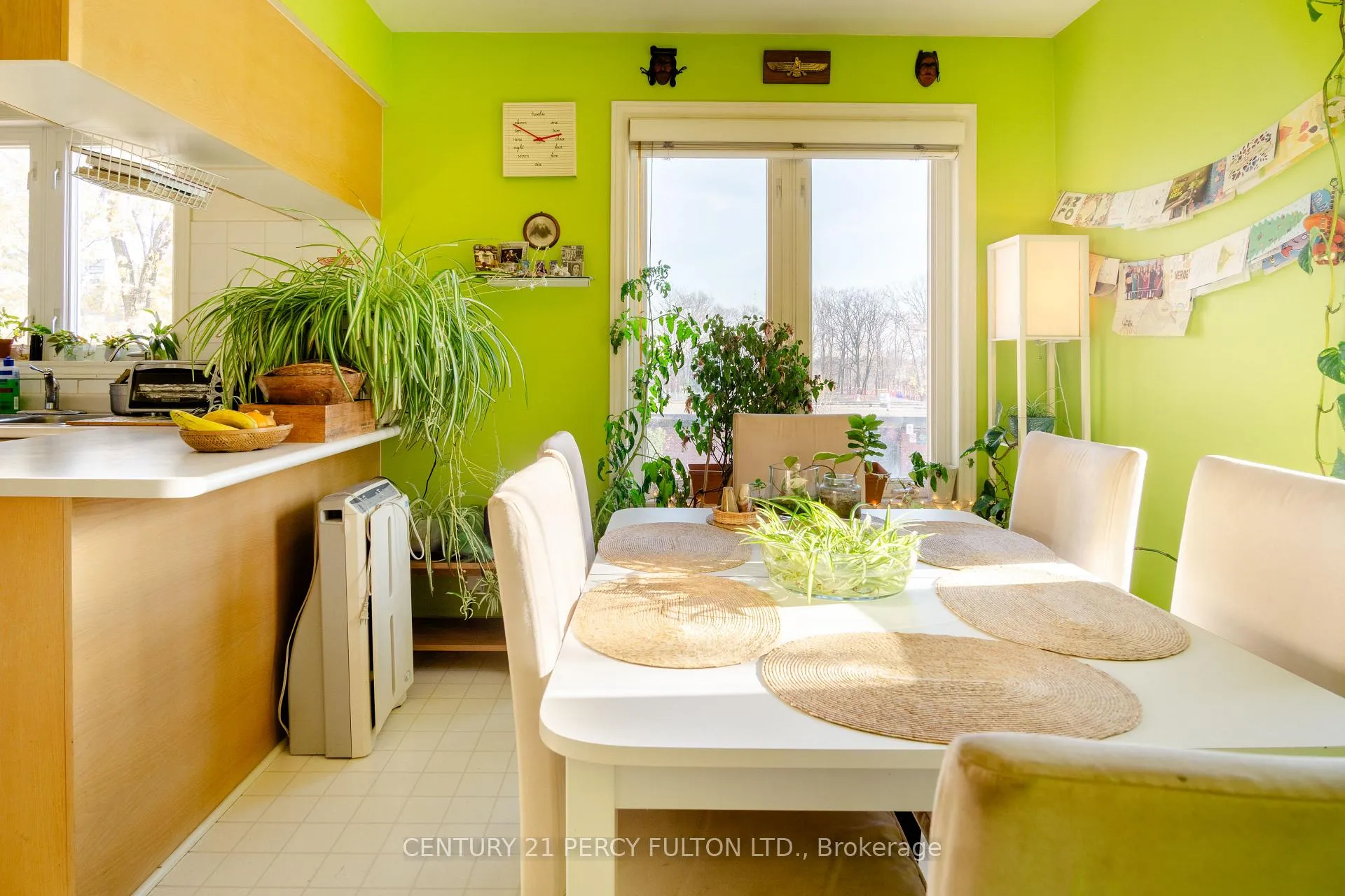 Photo 5 of 6A Leaside Park Drive, Toronto, Thorncliffe Park — HOMEH