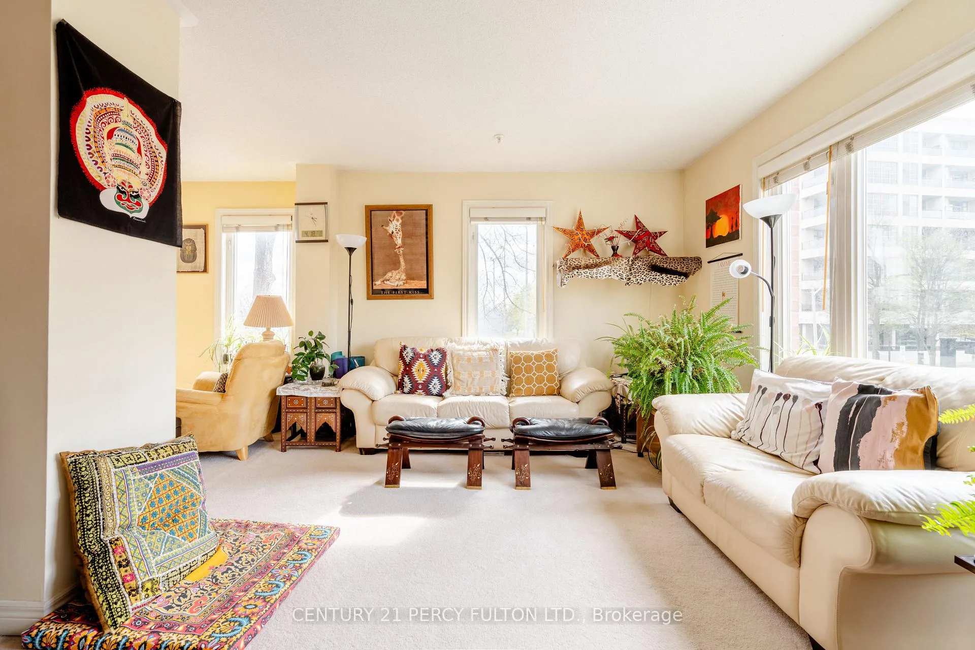 Photo 12 of 6A Leaside Park Drive, Toronto, Thorncliffe Park — HOMEH