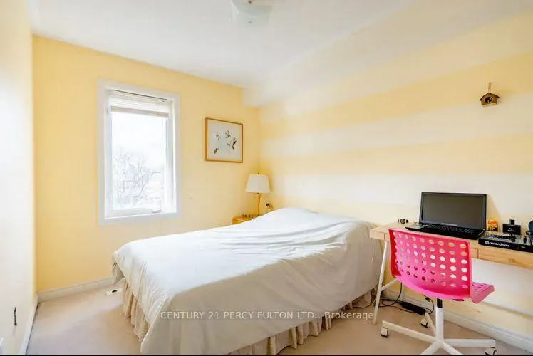 Photo 29 of 6A Leaside Park Drive, Toronto, Thorncliffe Park — HOMEH