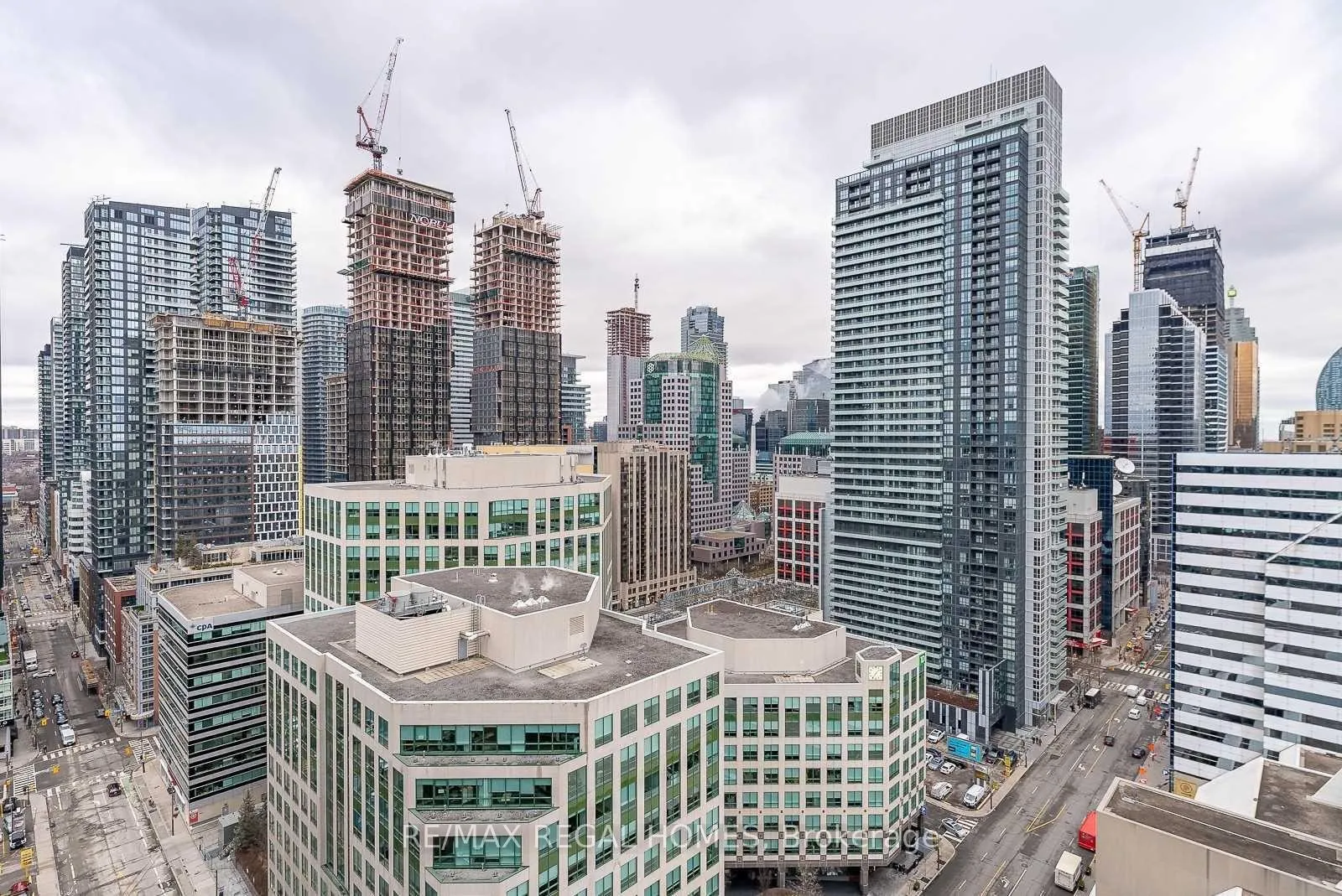 Photo 4 of Unit 3002, 361 Front Street, Toronto, Waterfront Communities — HOMEH