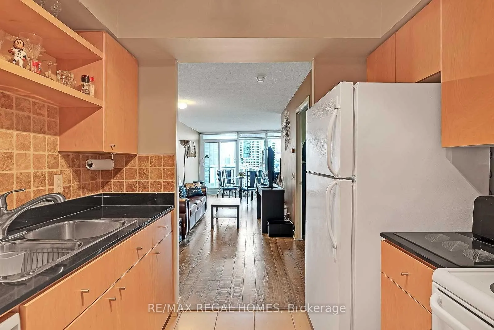 Photo 7 of Unit 3002, 361 Front Street, Toronto, Waterfront Communities — HOMEH