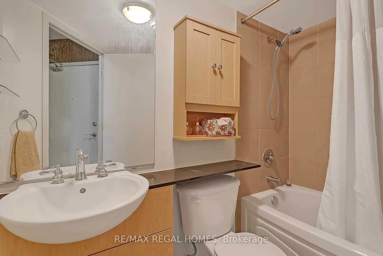 Photo 14 of Unit 3002, 361 Front Street, Toronto, Waterfront Communities — HOMEH