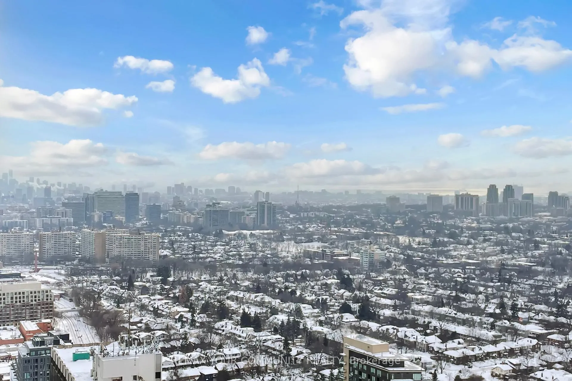 Photo 41 of Unit 3701, 8 Eglinton Avenue E, Toronto, Mount Pleasant West — HOMEH