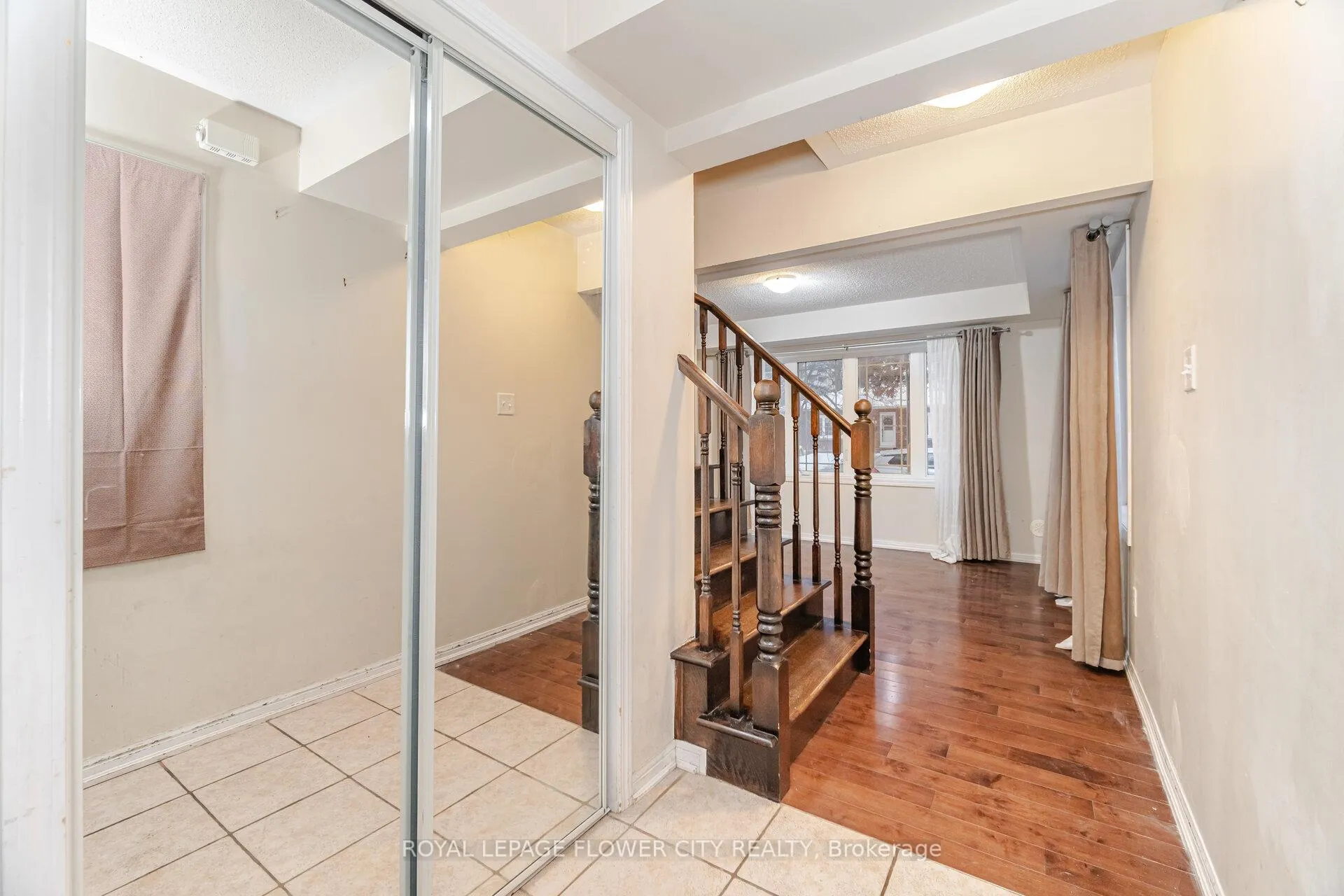 Photo 11 of Unit 32, 50 Hillcrest Avenue, Brampton, Queen Street Corridor — HOMEH