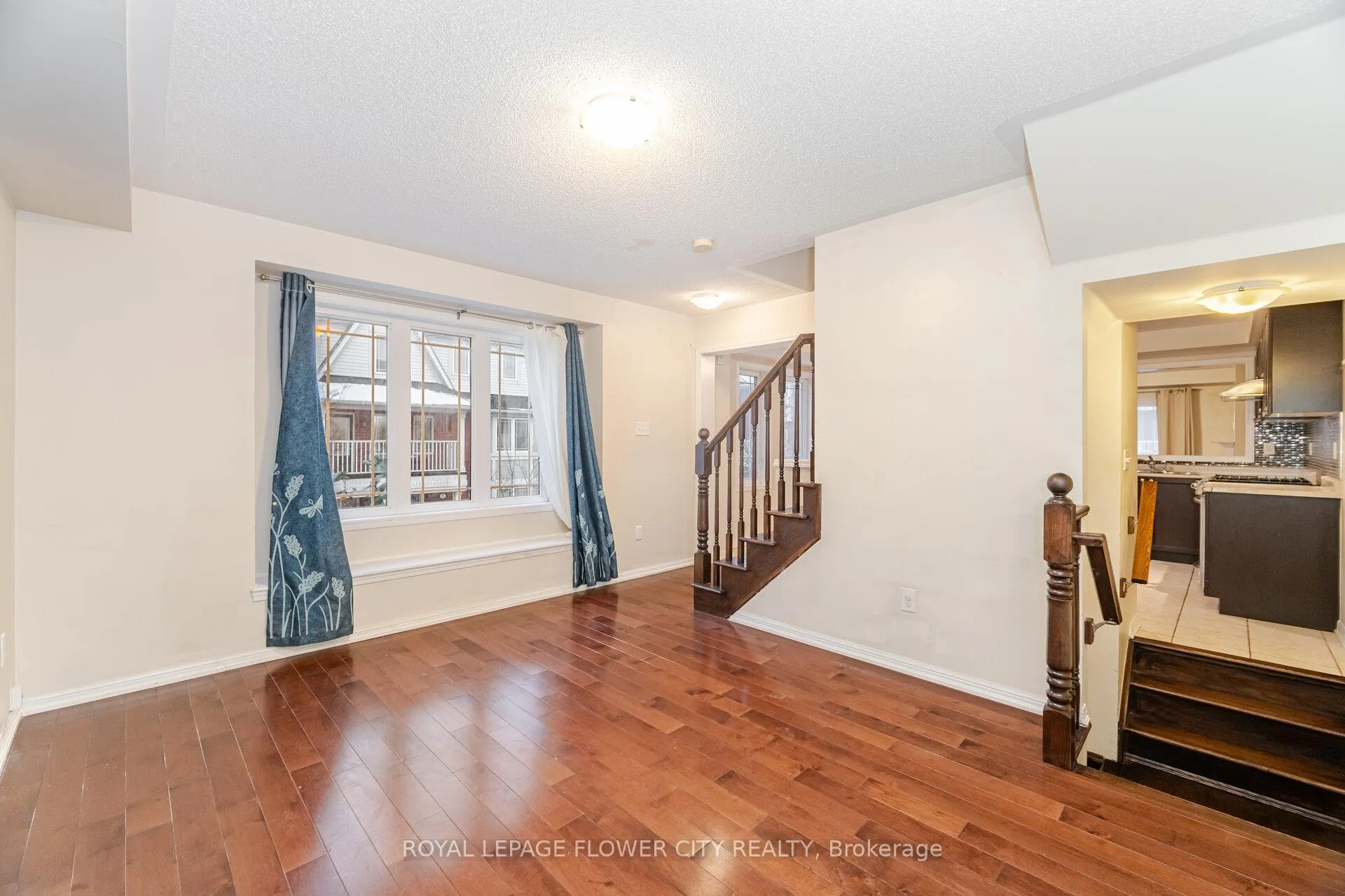 Photo 12 of Unit 32, 50 Hillcrest Avenue, Brampton, Queen Street Corridor — HOMEH