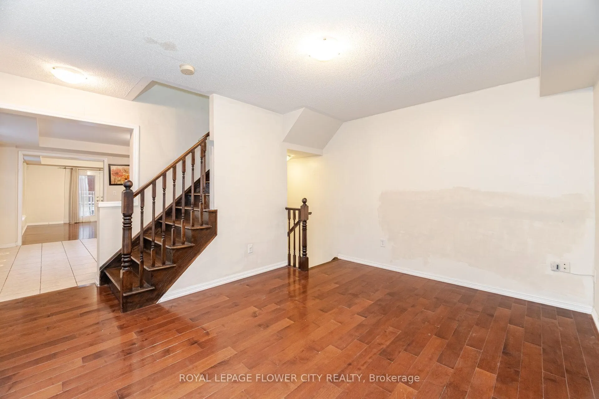 Photo 14 of Unit 32, 50 Hillcrest Avenue, Brampton, Queen Street Corridor — HOMEH