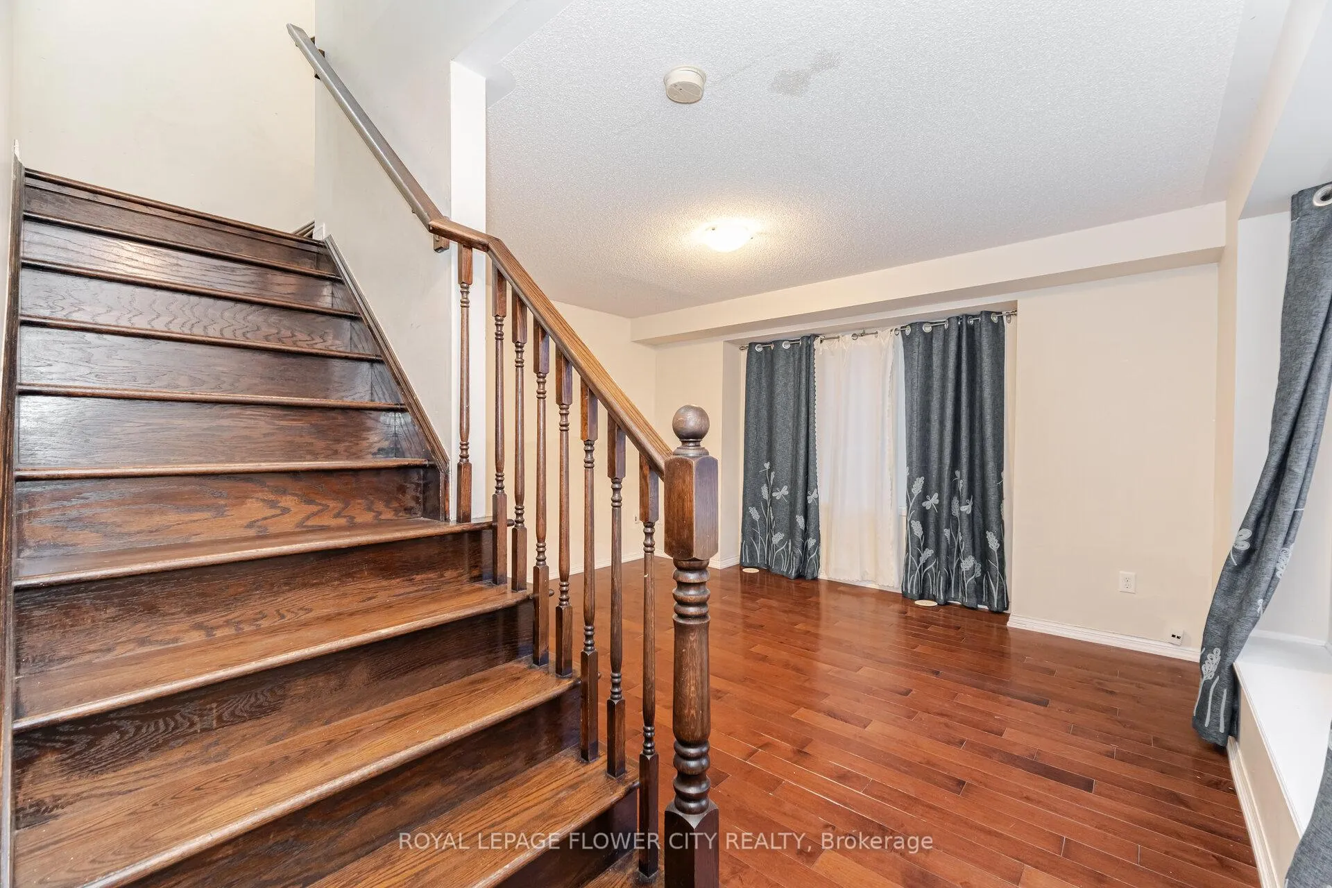 Photo 23 of Unit 32, 50 Hillcrest Avenue, Brampton, Queen Street Corridor — HOMEH