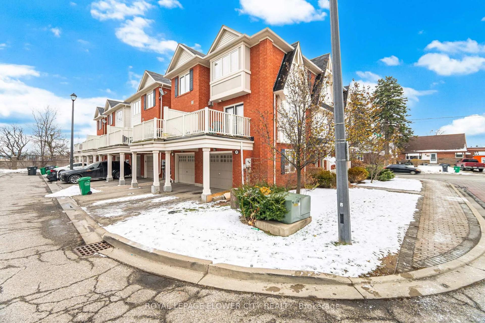Photo 37 of Unit 32, 50 Hillcrest Avenue, Brampton, Queen Street Corridor — HOMEH