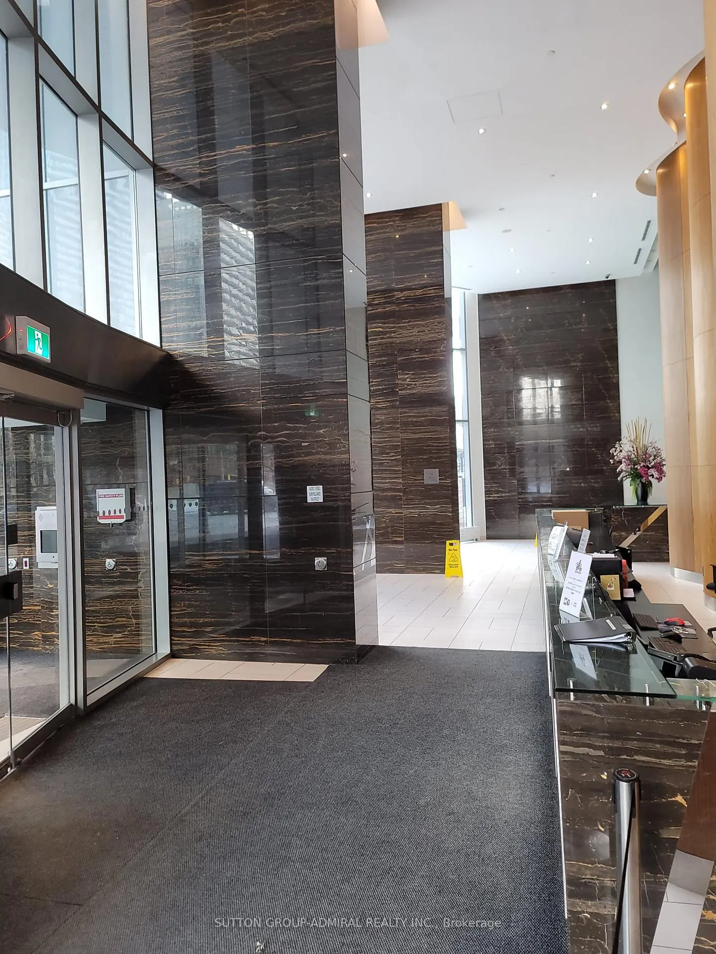 Photo 7 of Unit 1902, 21 Iceboat Terrace, Toronto, Waterfront Communities — HOMEH