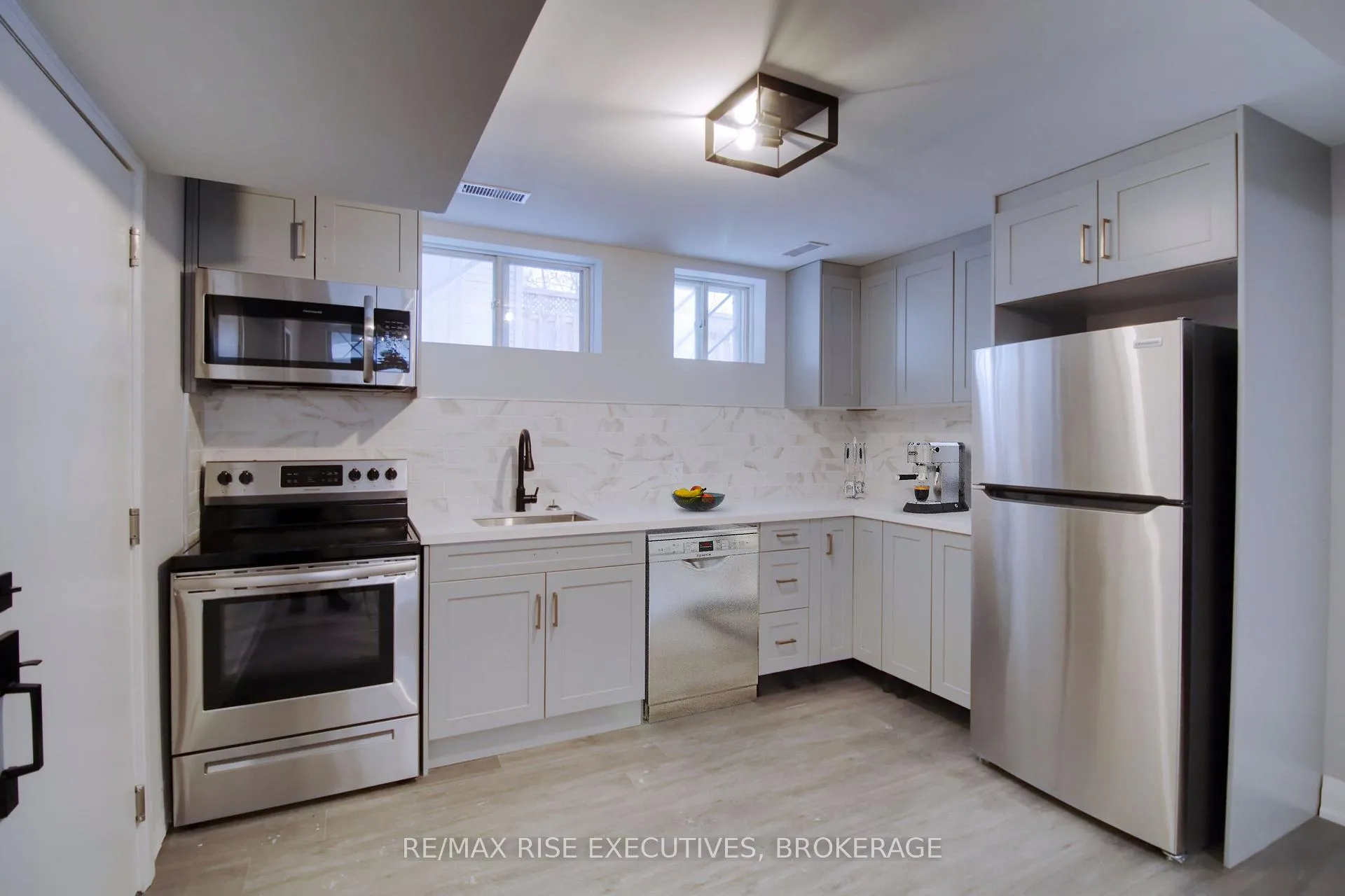 Photo 2 of Unit 2, 130 Weller Avenue, Kingston, Rideau — HOMEH