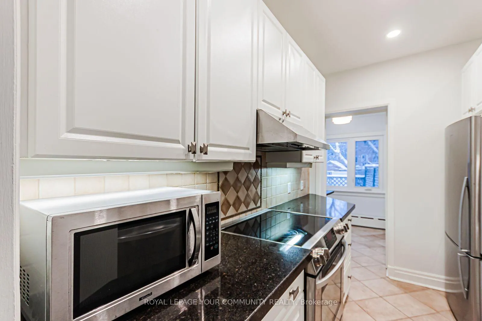 Photo 9 of 526 Roselawn Avenue, Toronto, Lawrence Park South — HOMEH