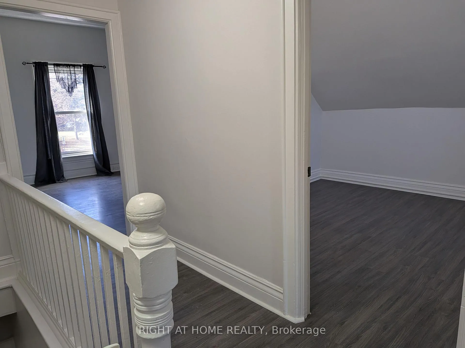 Photo 2 of Unit 1, 333 Simcoe Street S, Oshawa, Central — HOMEH