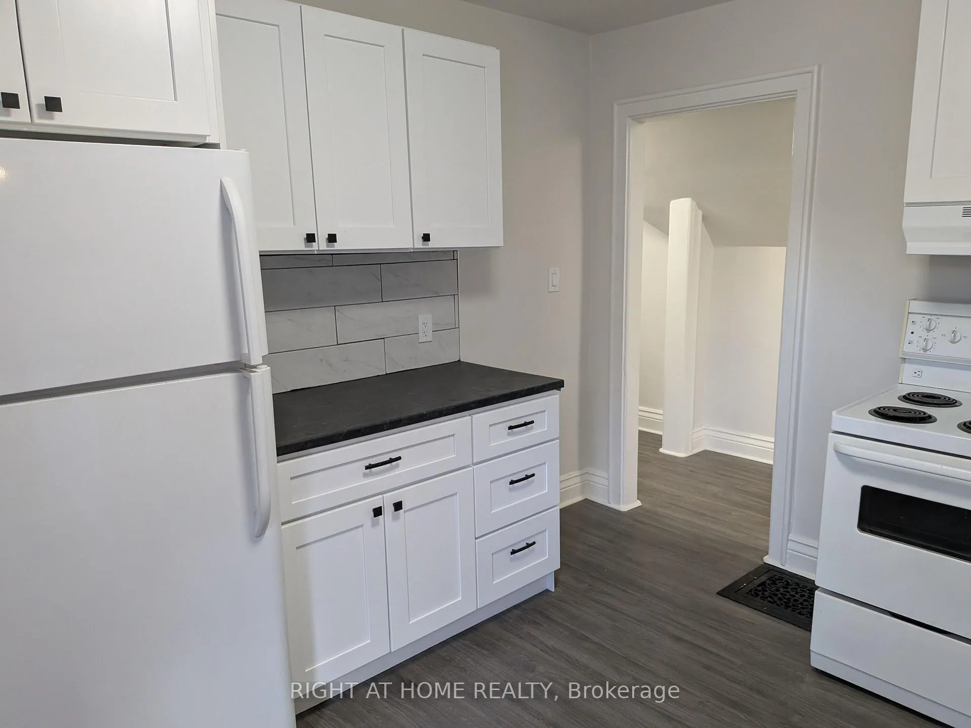 Photo 14 of Unit 1, 333 Simcoe Street S, Oshawa, Central — HOMEH