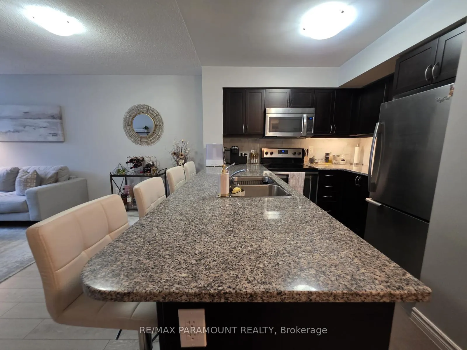 Photo 2 of Unit 1523, 25 Lower Simcoe Street, Toronto, Waterfront Communities — HOMEH