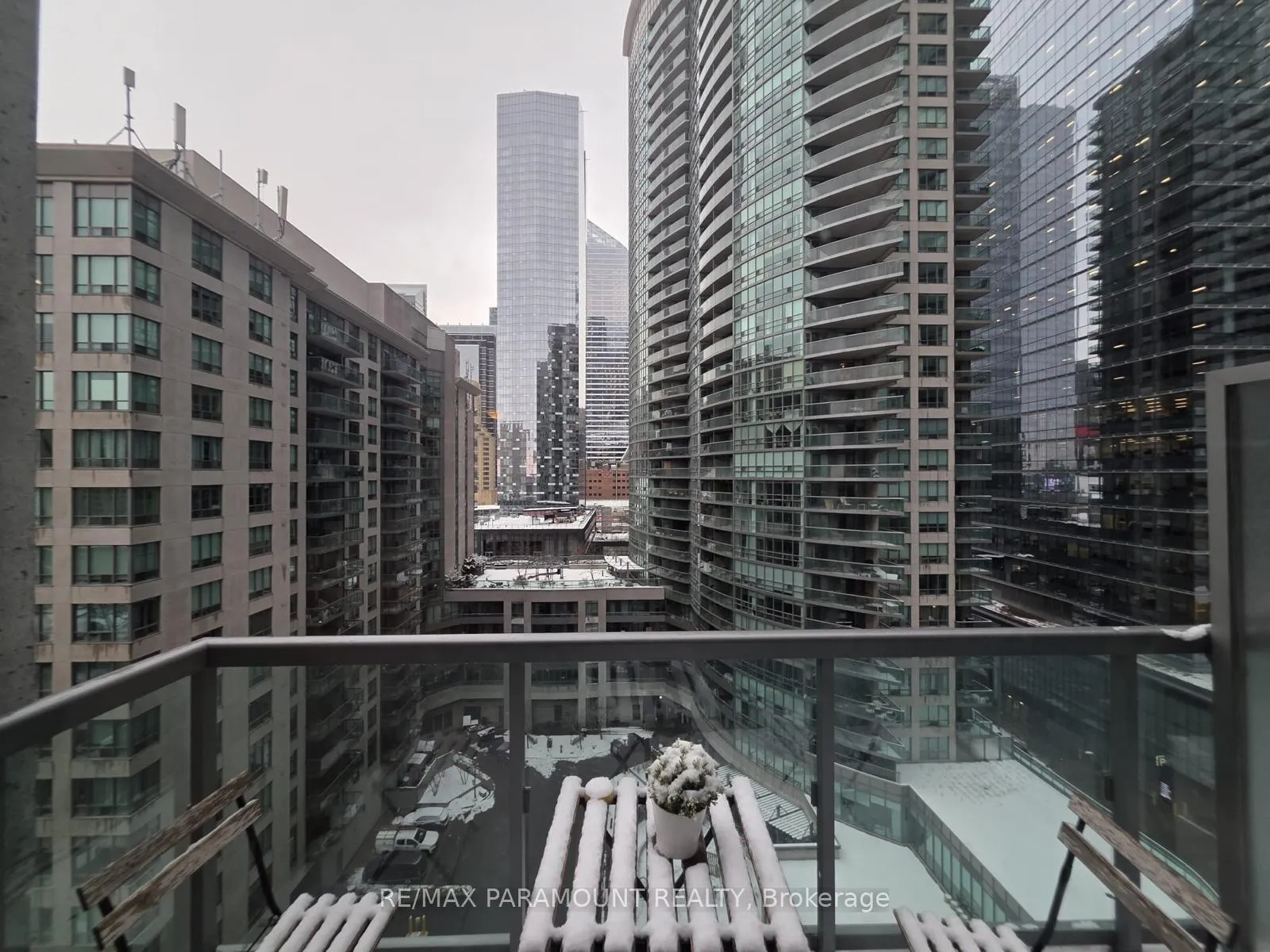 Photo 11 of Unit 1523, 25 Lower Simcoe Street, Toronto, Waterfront Communities — HOMEH