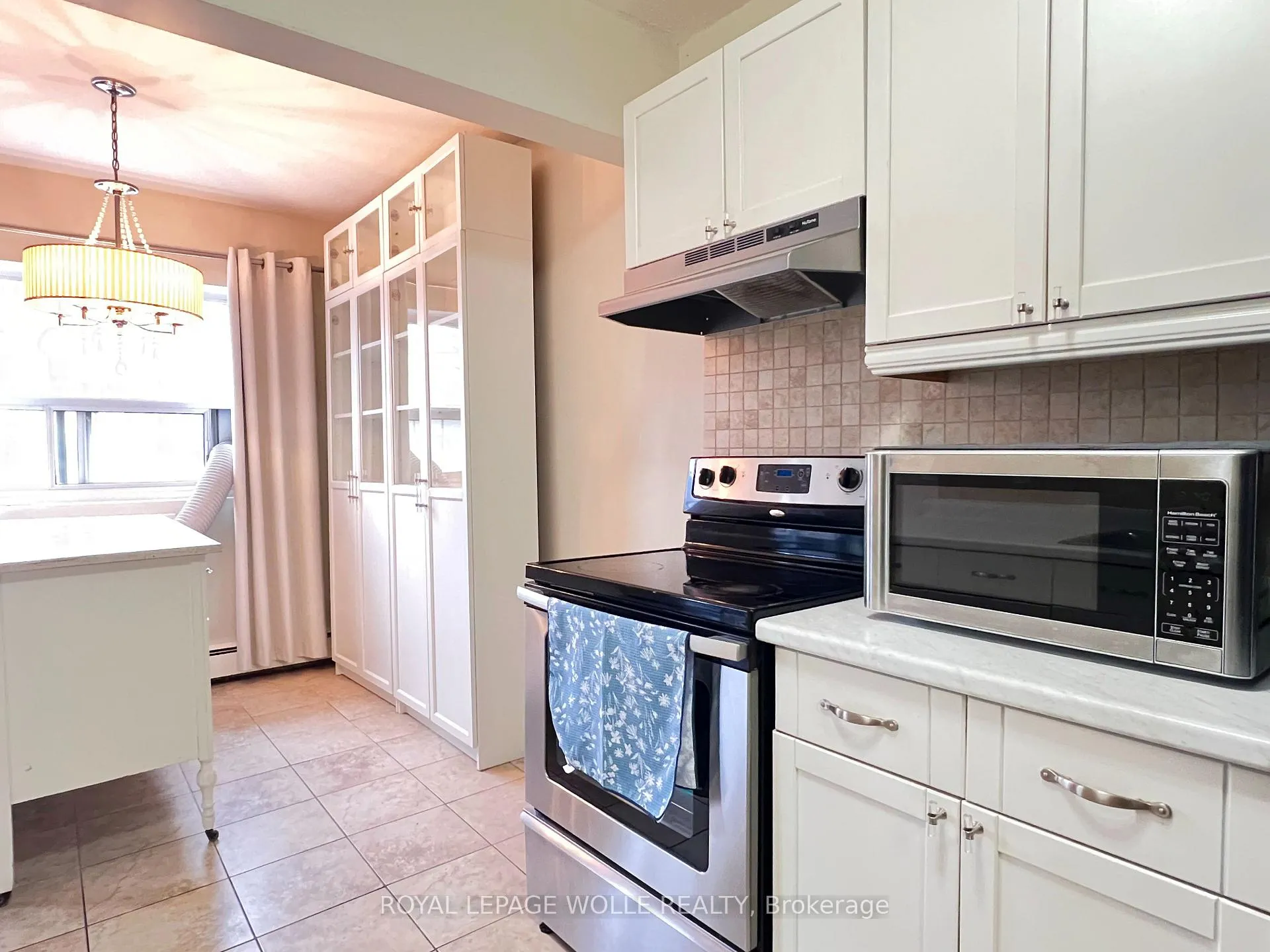 Photo 14 of 283 Fairway Road N, Kitchener, Centreville Chicopee — HOMEH