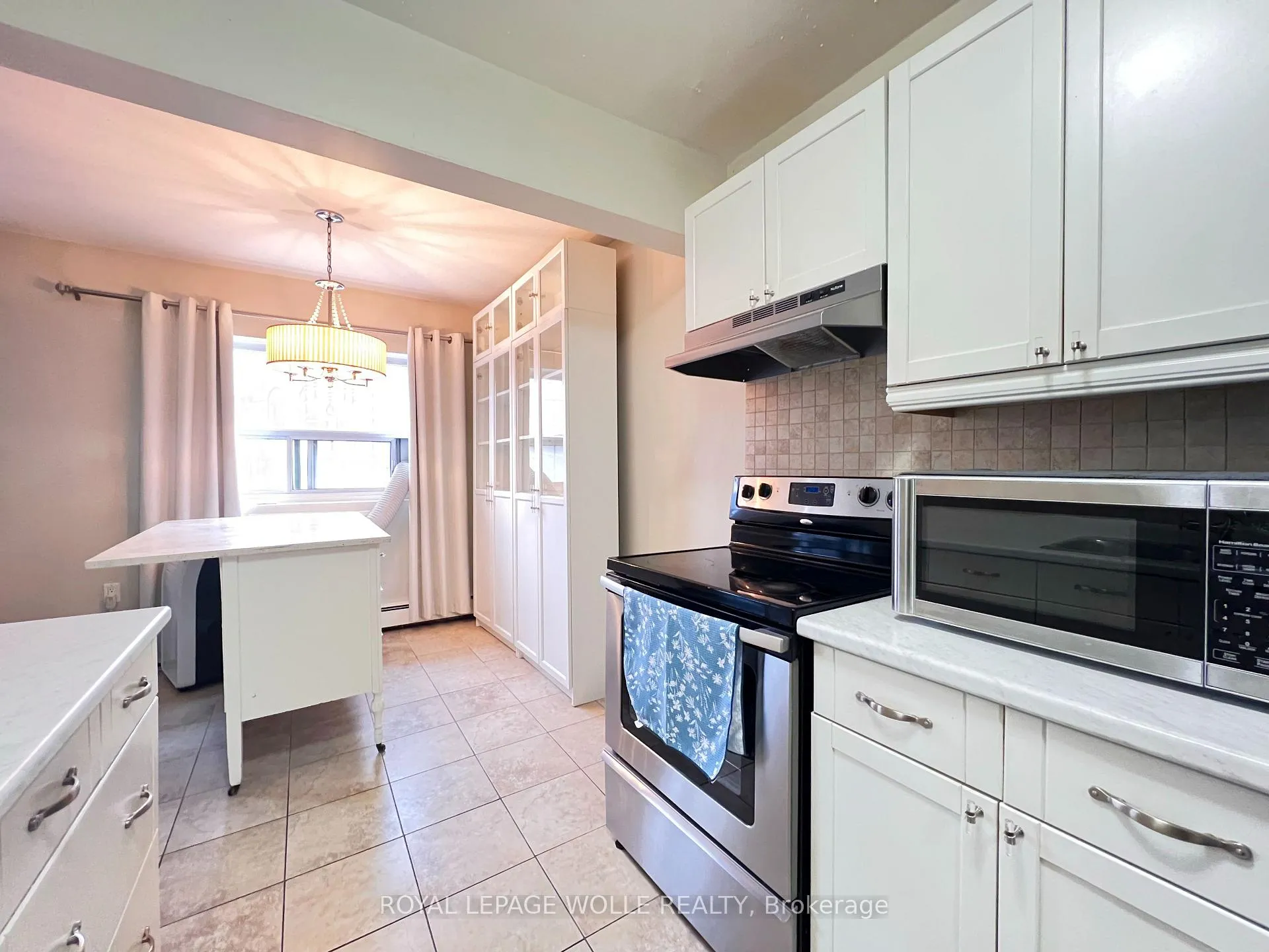 Photo 19 of 283 Fairway Road N, Kitchener, Centreville Chicopee — HOMEH