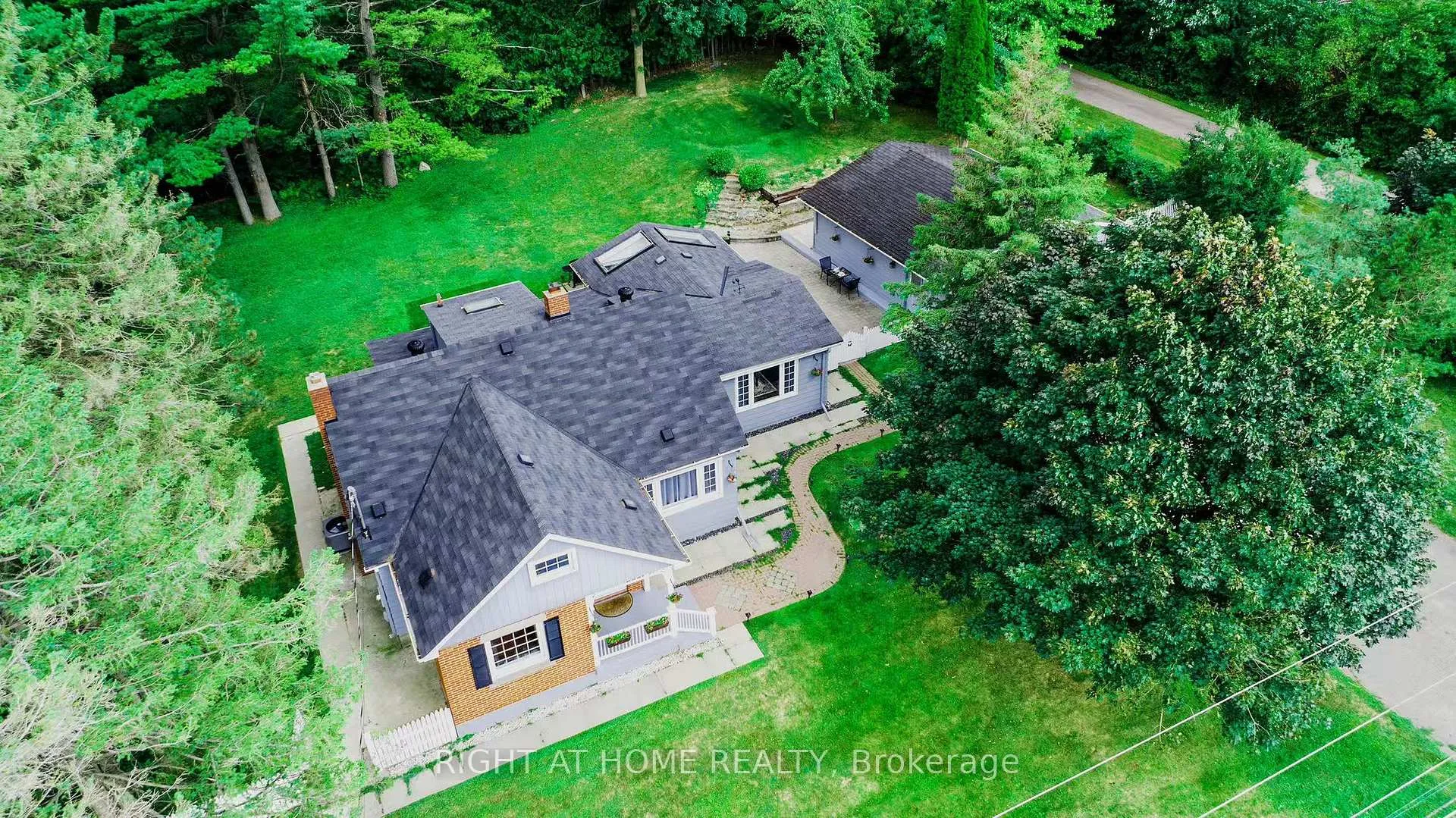 Photo 6 of 16675 Keele Street, King, Rural King — HOMEH