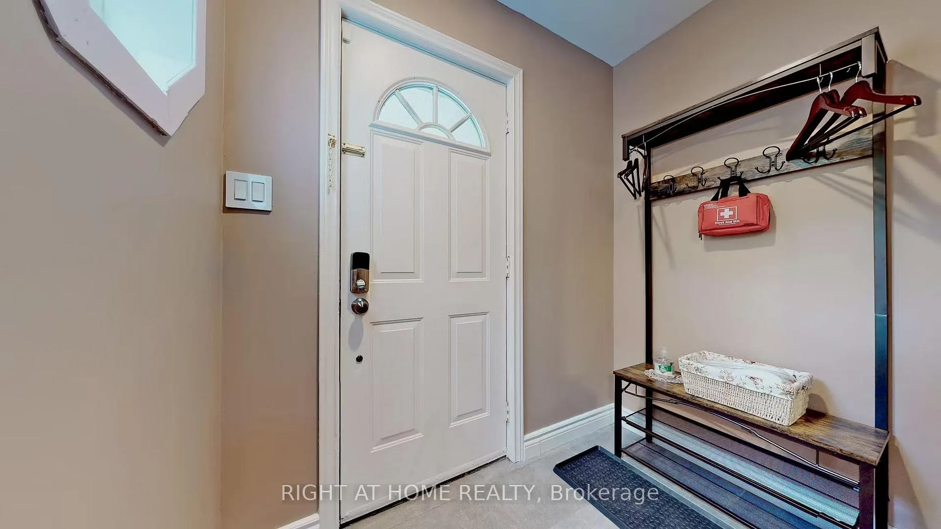 Photo 9 of 16675 Keele Street, King, Rural King — HOMEH