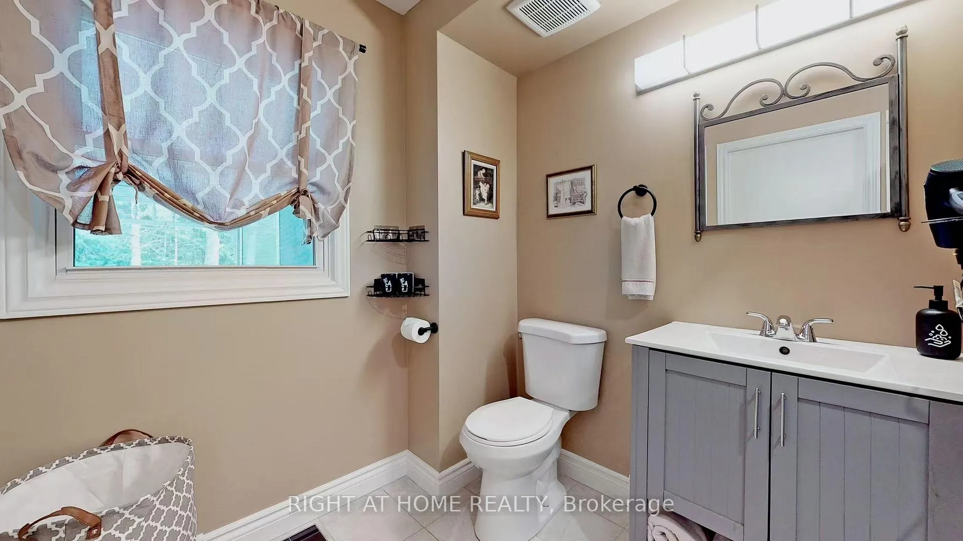 Photo 26 of 16675 Keele Street, King, Rural King — HOMEH