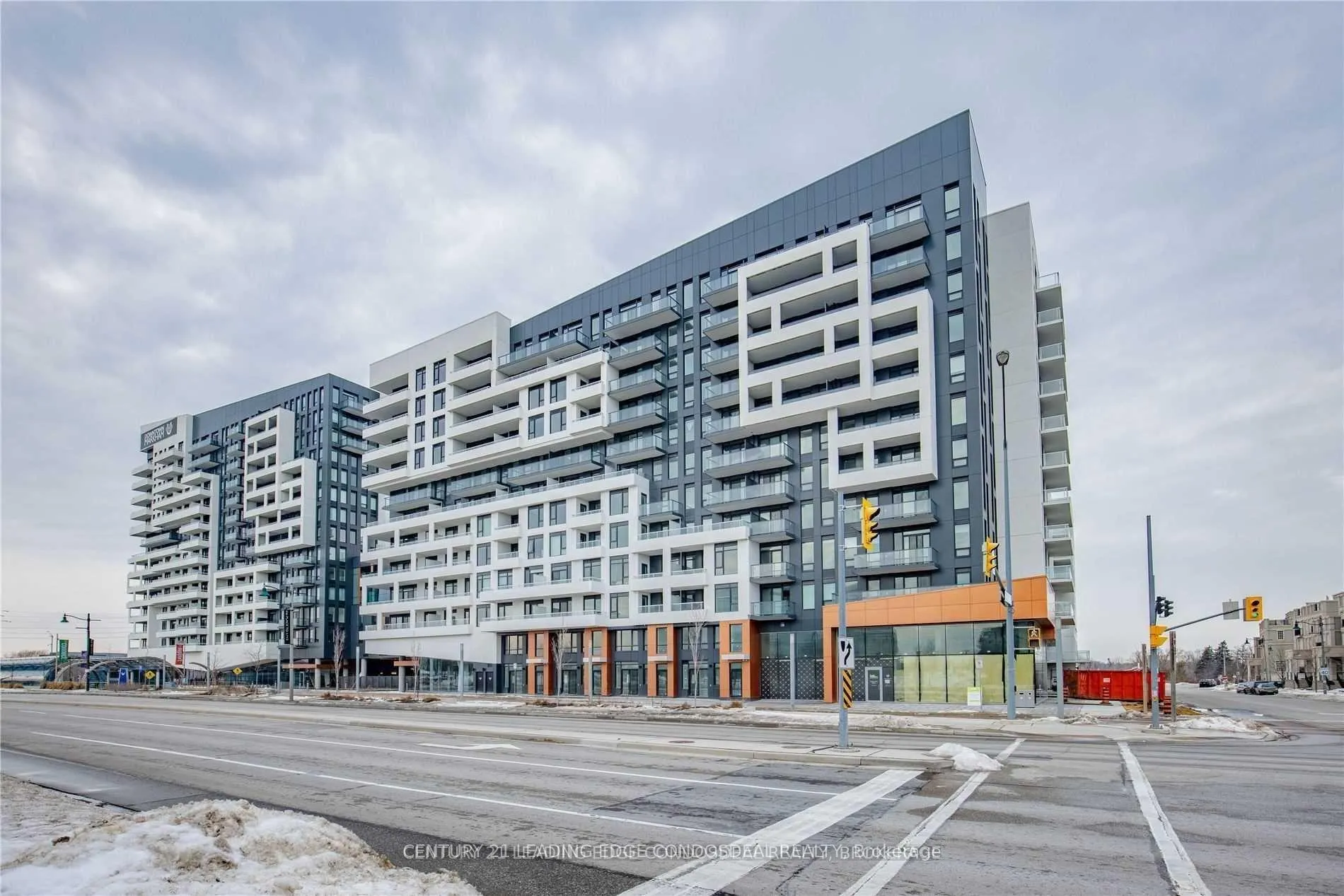 Photo 2 of Unit 403B, 8 Rouge Valley Drive W, Markham, Unionville — HOMEH