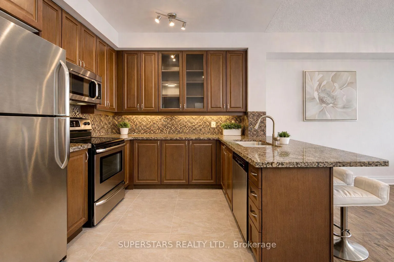 Photo 9 of Unit 901, 151 Upper Duke Crescent, Markham, Unionville — HOMEH