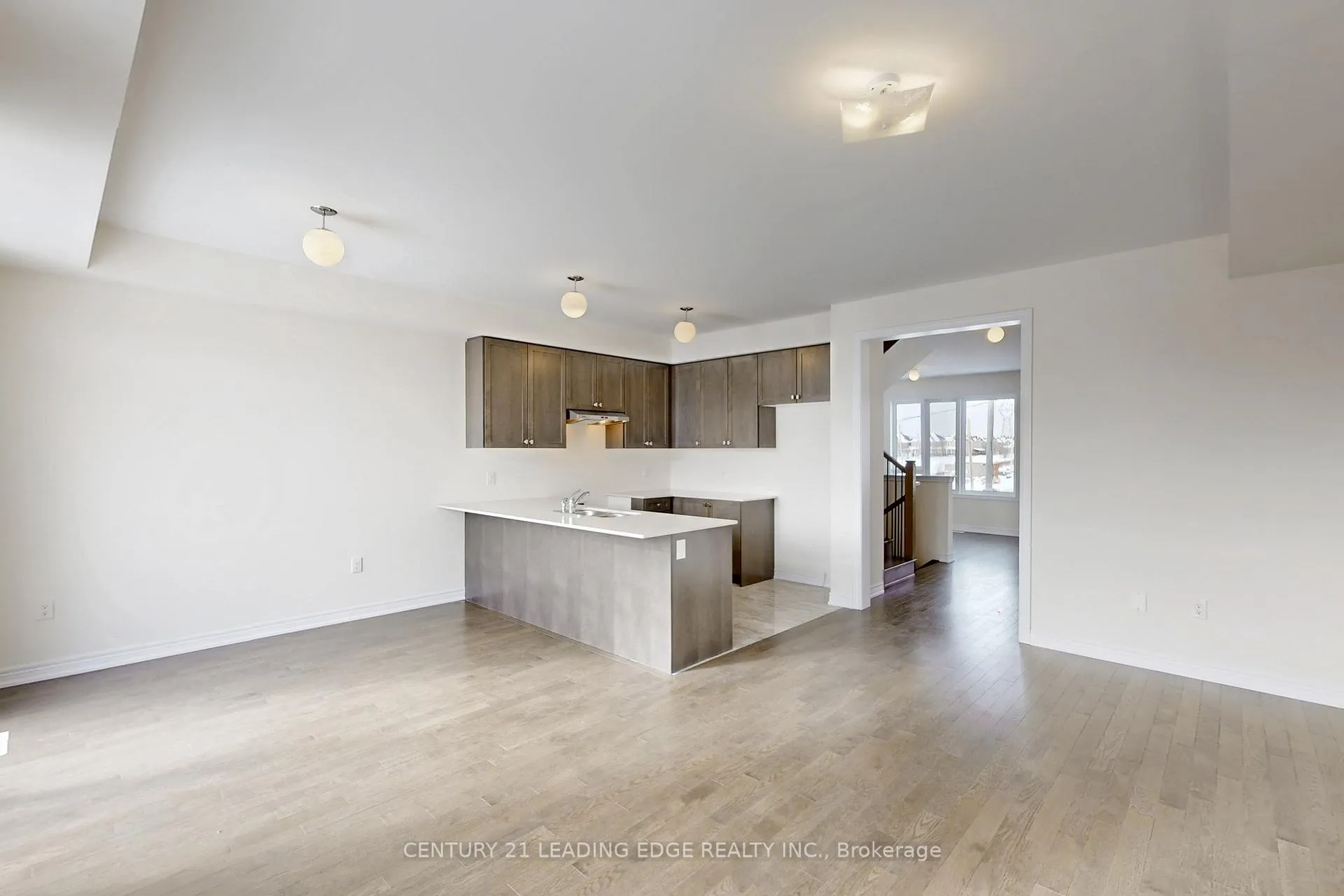 Photo 17 of 129 Vine Cliff Boulevard, Markham, Victoria Manor-Jennings Gate — HOMEH