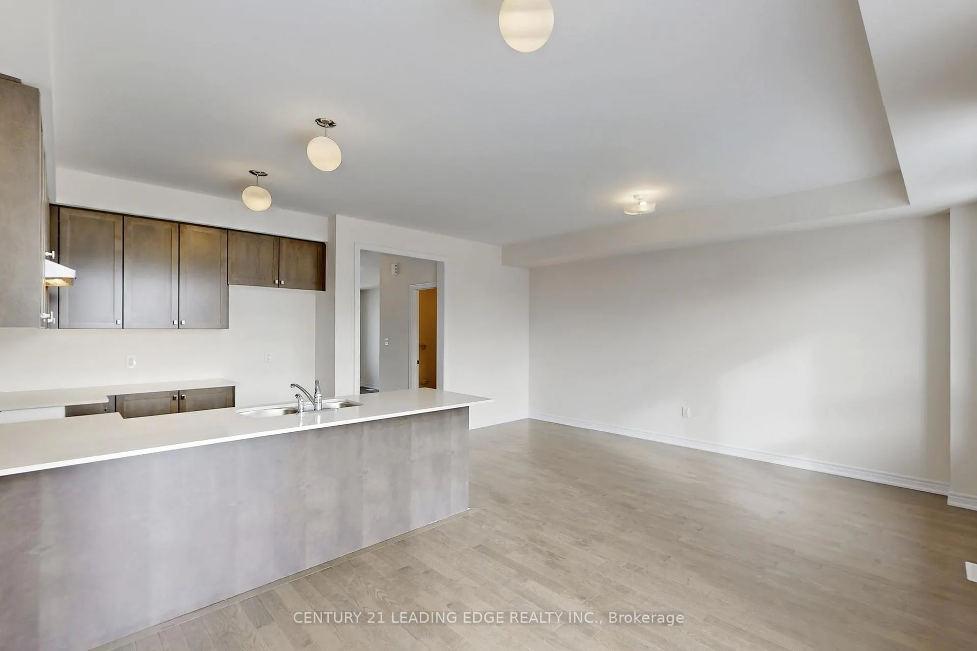 Photo 18 of 129 Vine Cliff Boulevard, Markham, Victoria Manor-Jennings Gate — HOMEH