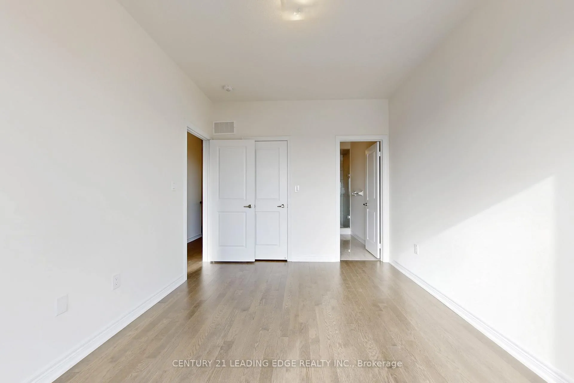 Photo 23 of 129 Vine Cliff Boulevard, Markham, Victoria Manor-Jennings Gate — HOMEH