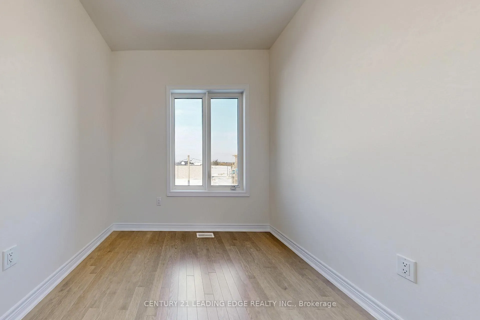Photo 28 of 129 Vine Cliff Boulevard, Markham, Victoria Manor-Jennings Gate — HOMEH