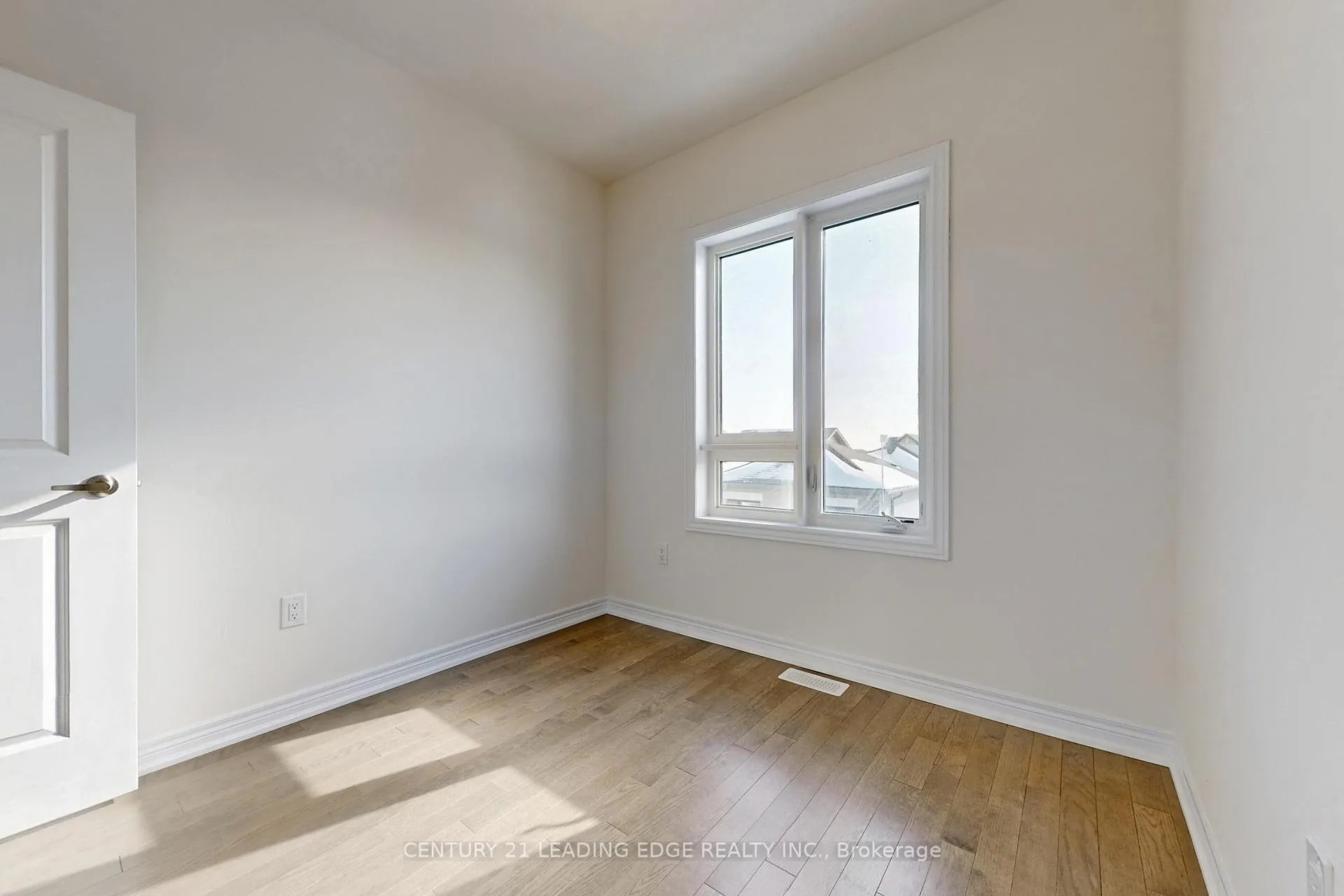 Photo 31 of 129 Vine Cliff Boulevard, Markham, Victoria Manor-Jennings Gate — HOMEH