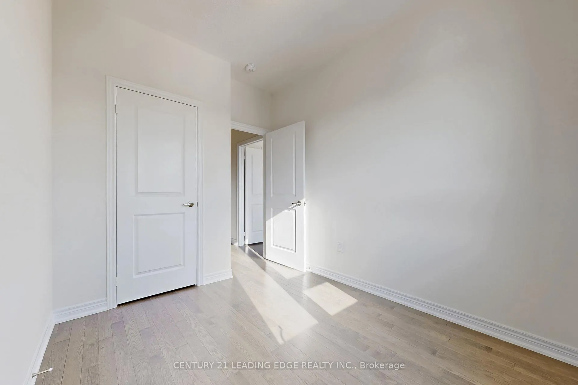 Photo 32 of 129 Vine Cliff Boulevard, Markham, Victoria Manor-Jennings Gate — HOMEH