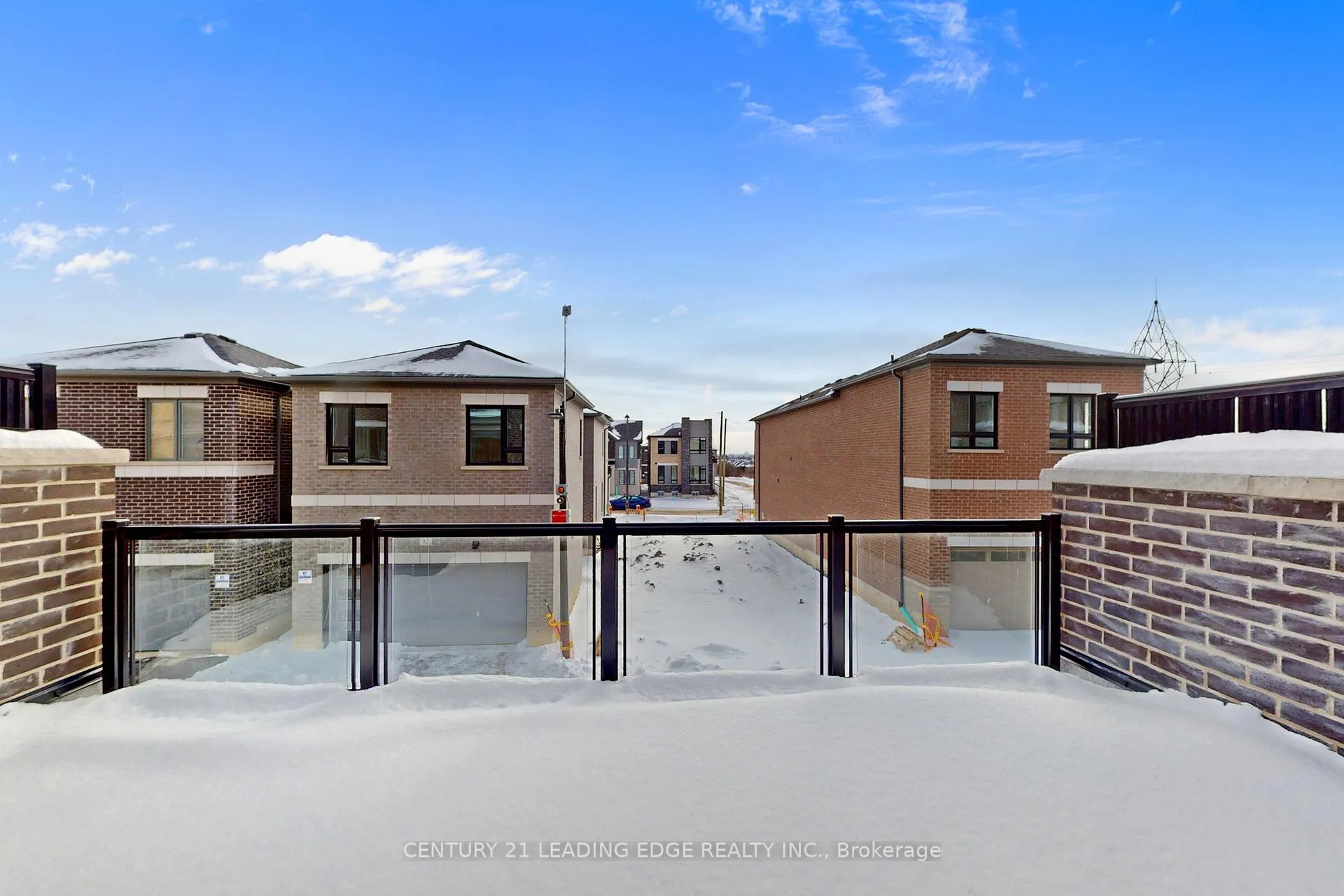 Photo 37 of 129 Vine Cliff Boulevard, Markham, Victoria Manor-Jennings Gate — HOMEH