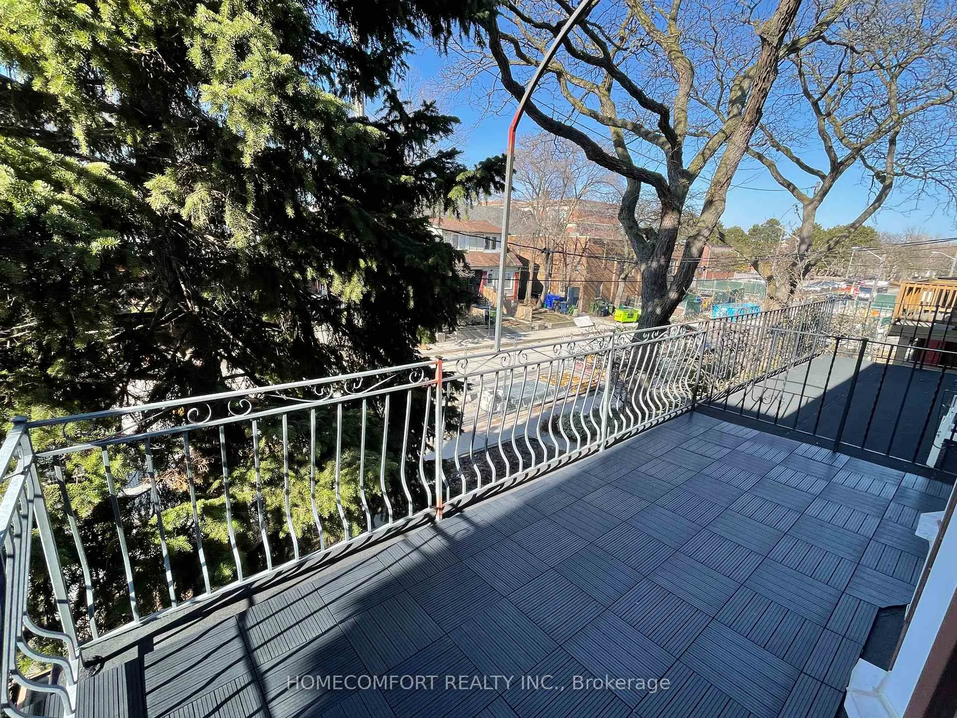 Photo 13 of Unit Upper, 33 Strathmore Boulevard, Toronto, Danforth — HOMEH