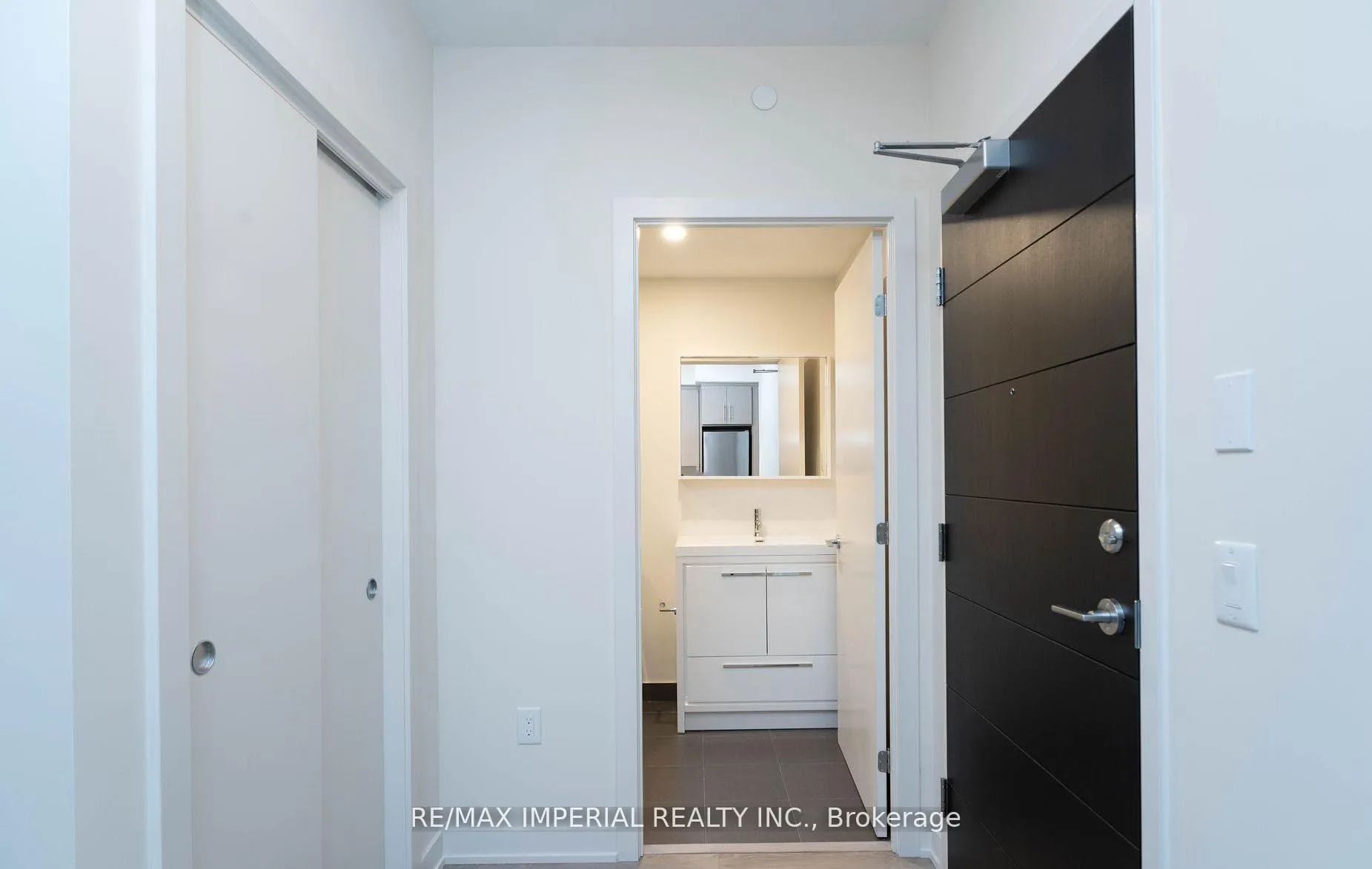 Photo 6 of Unit 908, 212 King William Street, Hamilton, Beasley — HOMEH
