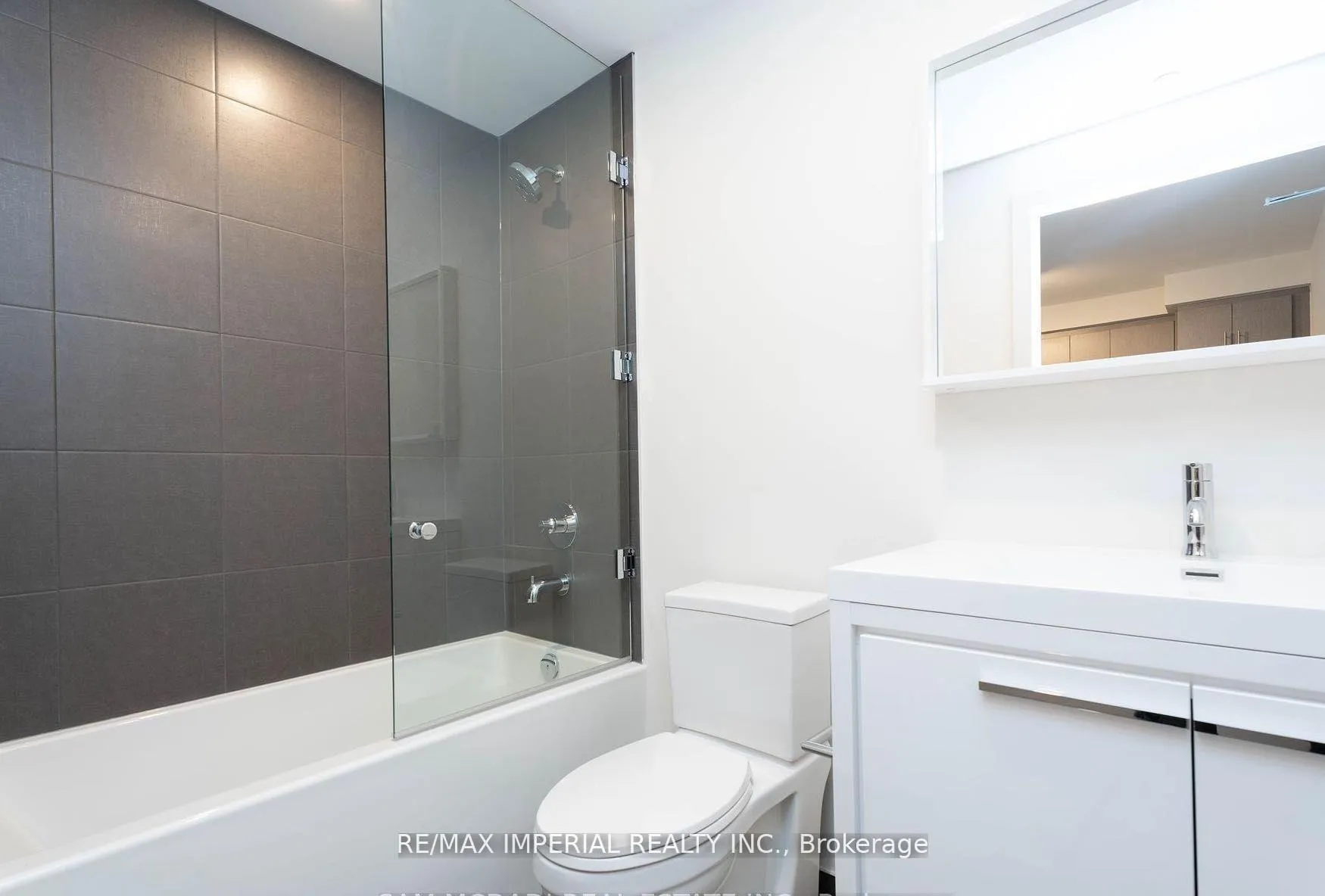 Photo 7 of Unit 908, 212 King William Street, Hamilton, Beasley — HOMEH