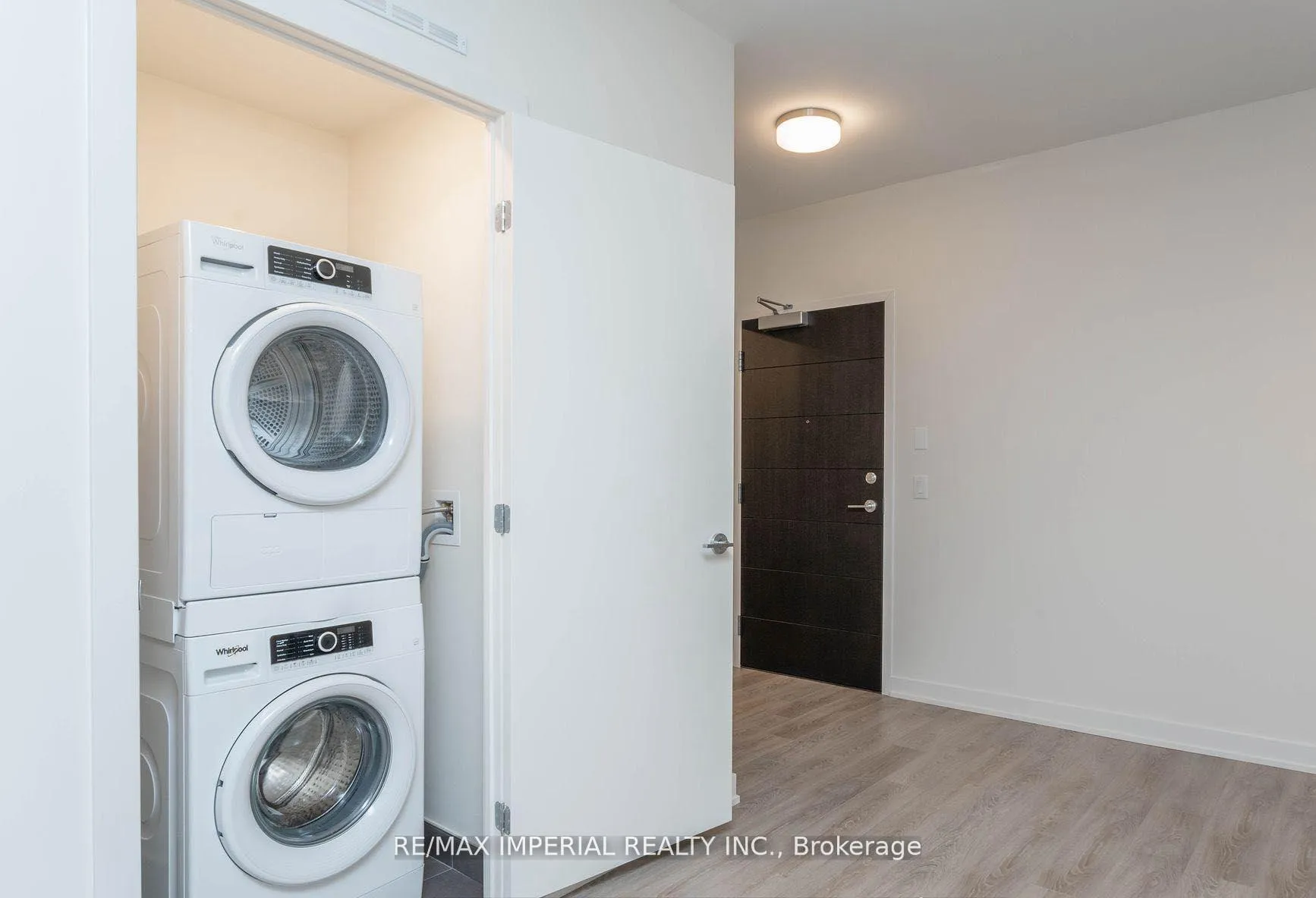 Photo 15 of Unit 908, 212 King William Street, Hamilton, Beasley — HOMEH
