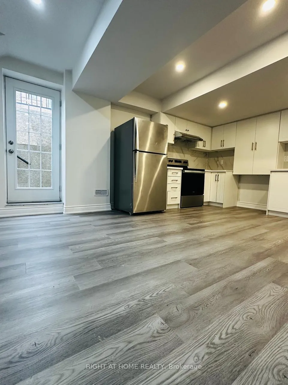 Photo 2 of Unit Basement, 61 Spinland Street, Caledon, Rural Caledon — HOMEH