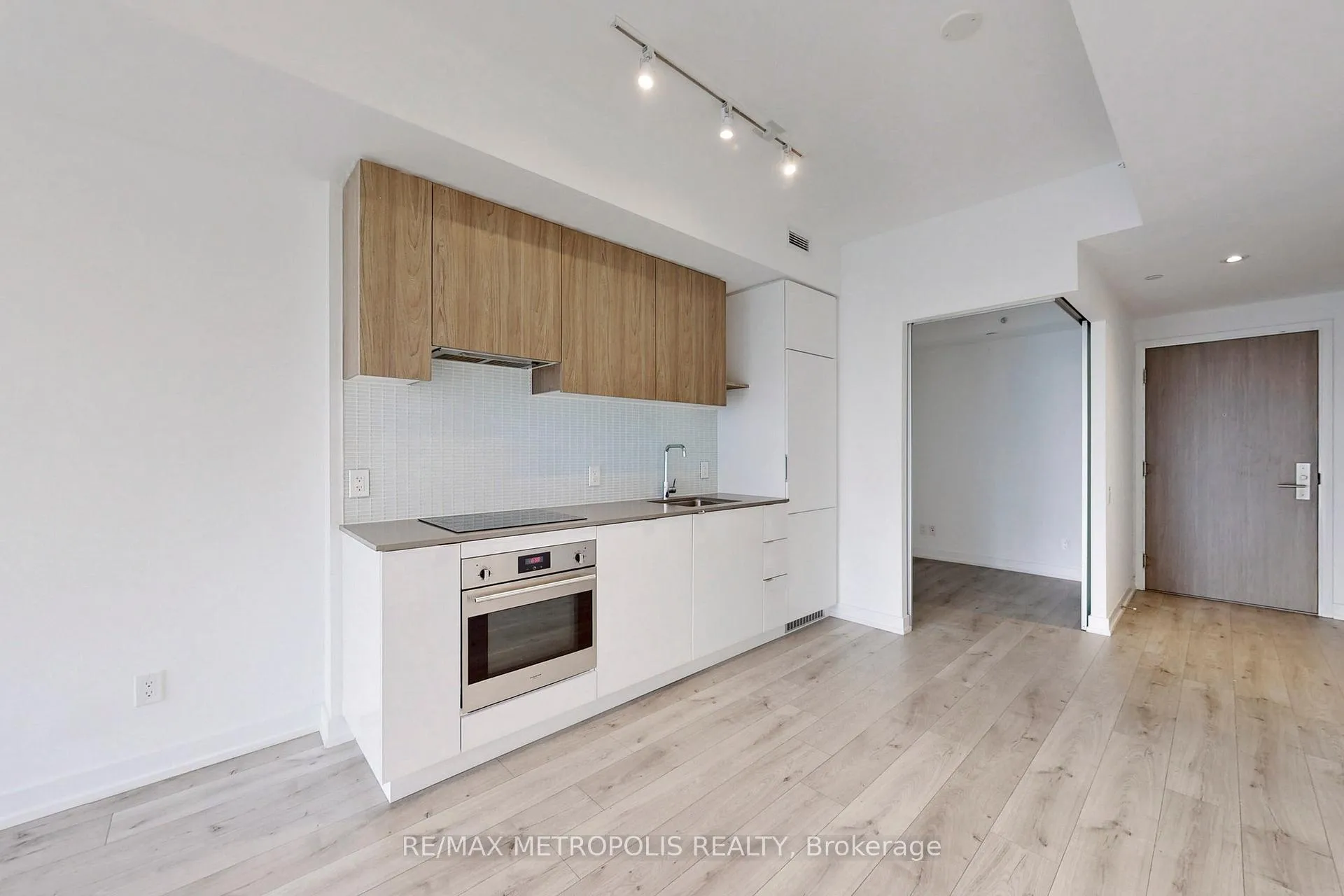 Photo 12 of Unit 3710, 161 Roehampton Avenue, Toronto, Mount Pleasant West — HOMEH