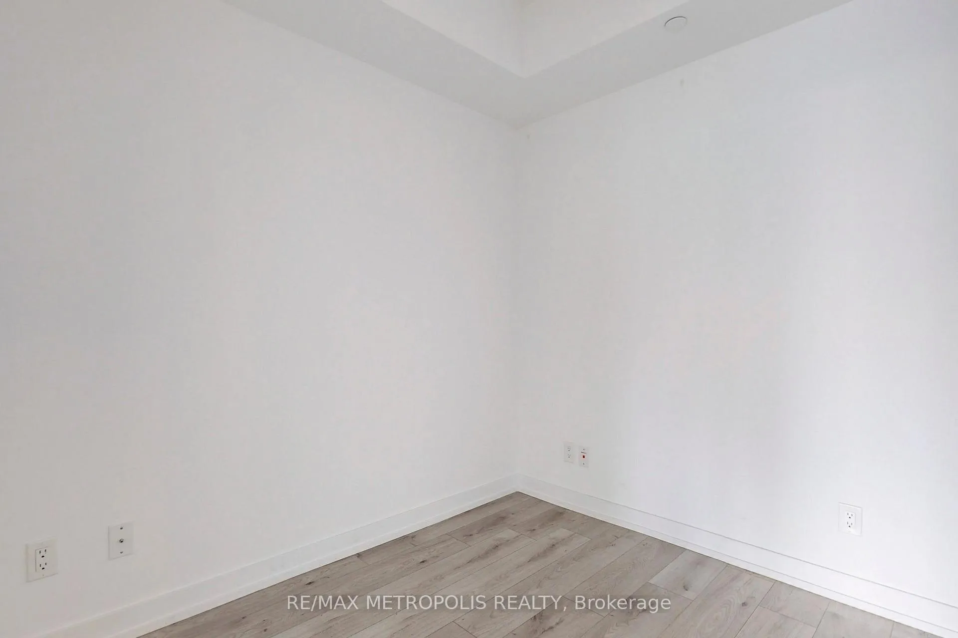 Photo 18 of Unit 3710, 161 Roehampton Avenue, Toronto, Mount Pleasant West — HOMEH