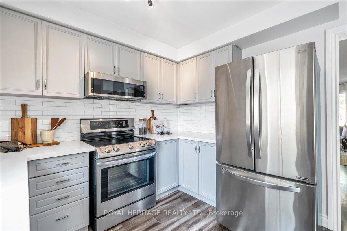 Photo 12 of 47 Yorkville Drive, Clarington, Courtice — HOMEH