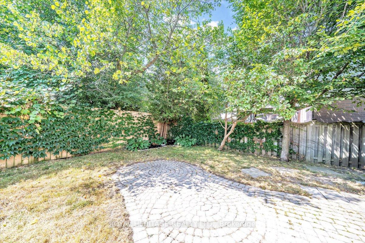 Photo 30 of 47 Yorkville Drive, Clarington, Courtice — HOMEH