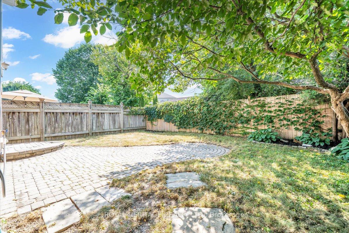 Photo 31 of 47 Yorkville Drive, Clarington, Courtice — HOMEH