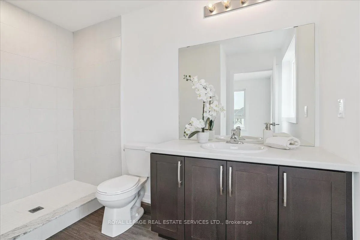 Photo 20 of 271 Burke Street, Hamilton, Waterdown — HOMEH