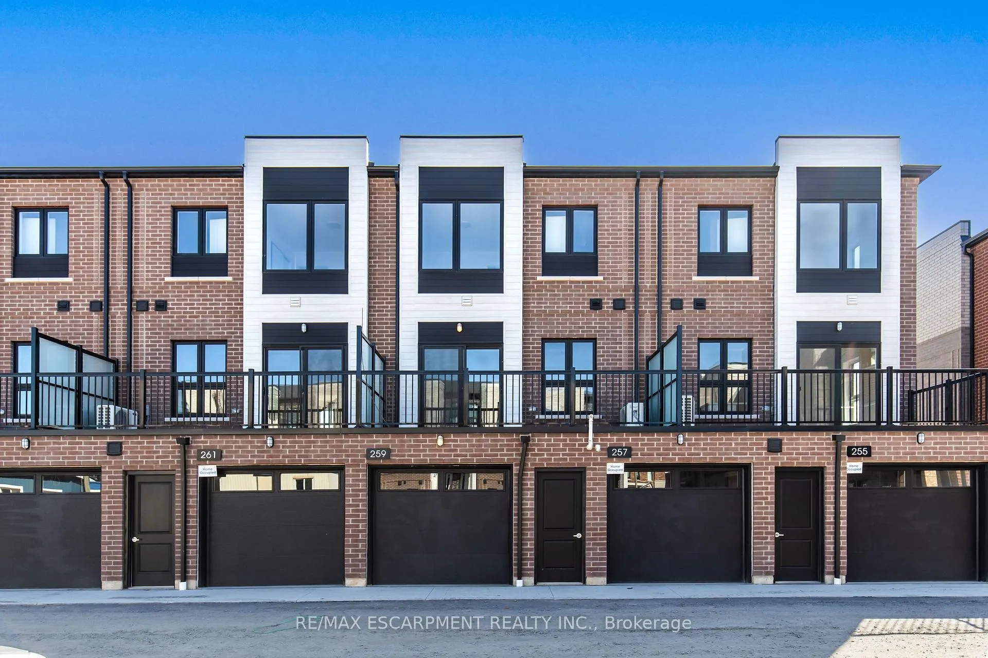 Photo 37 of 259 Burke Street, Hamilton, Waterdown — HOMEH