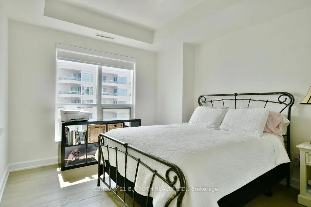 Photo 16 of Unit 1503, 6 Toronto Street, Barrie, Lakeshore — HOMEH