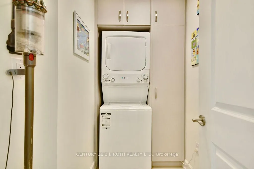 Photo 27 of Unit 1503, 6 Toronto Street, Barrie, Lakeshore — HOMEH