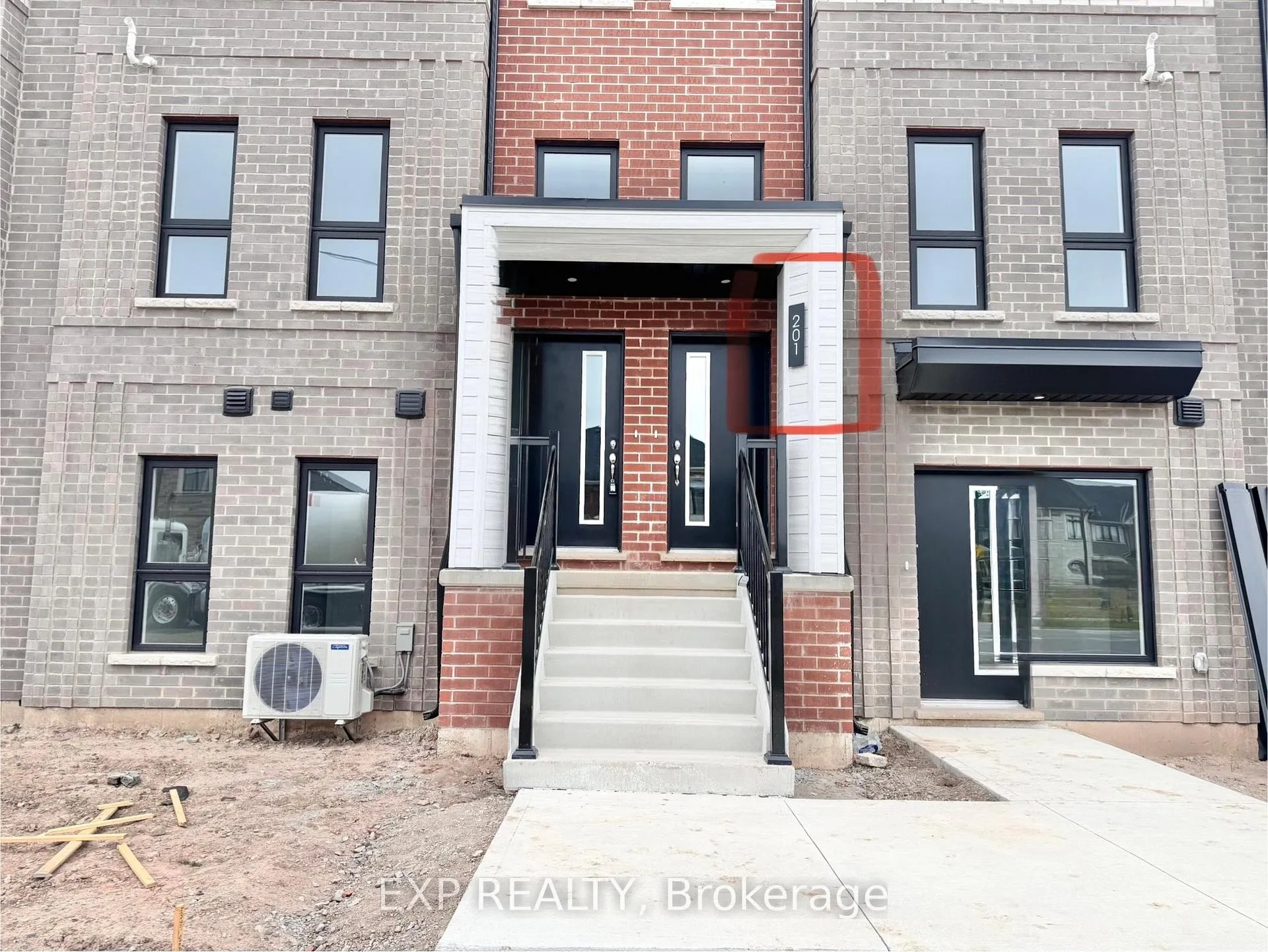 Front of Unit Unit 9, 201 Burke Street