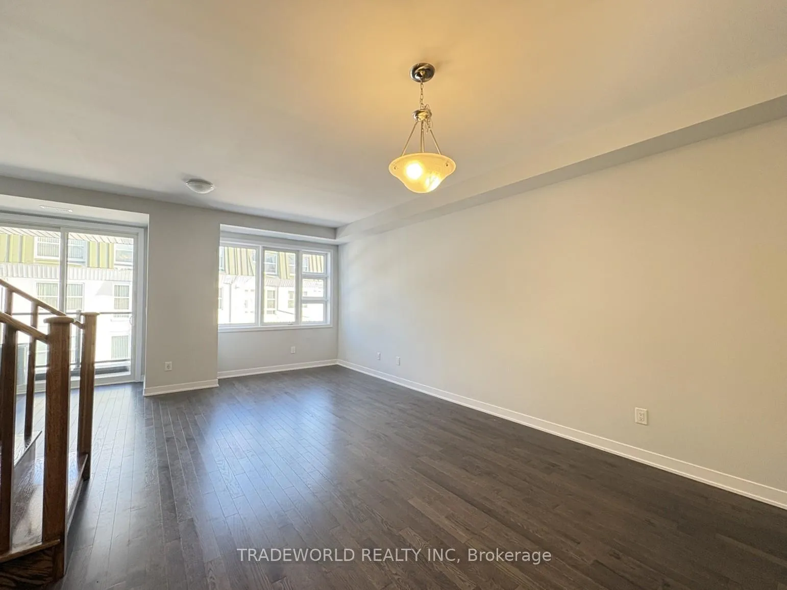Photo 3 of 99 Anna Russell Way, Markham, Unionville — HOMEH